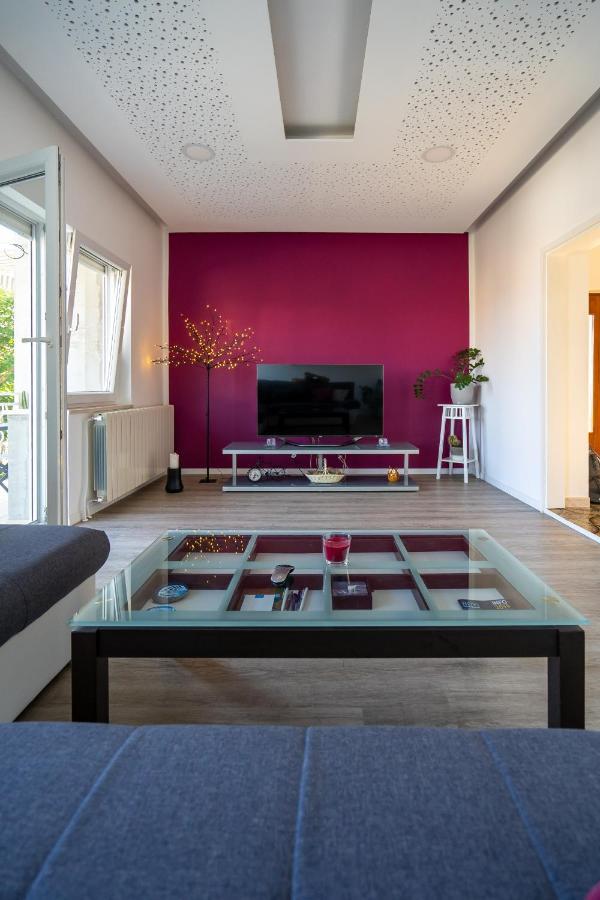Apartma Ana *